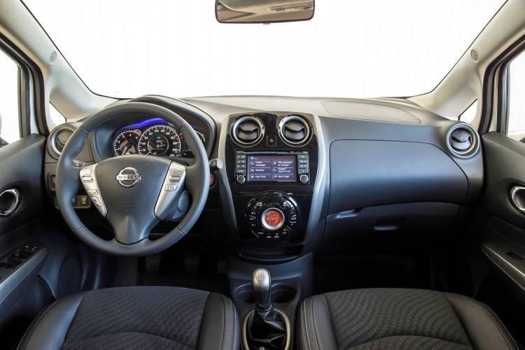 Nissan Note E12 2013 interior