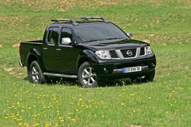 Nissan Navara D40 2004