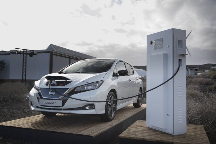 Nissan Leaf ZE1 2018 charging