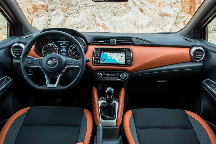 Nissan Micra K14 2017 interior