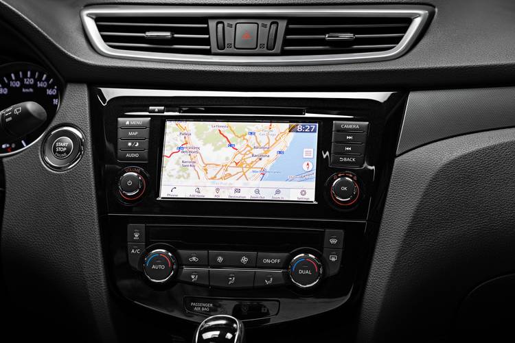 Nissan Qashqai J11 facelift 2017 infotainment