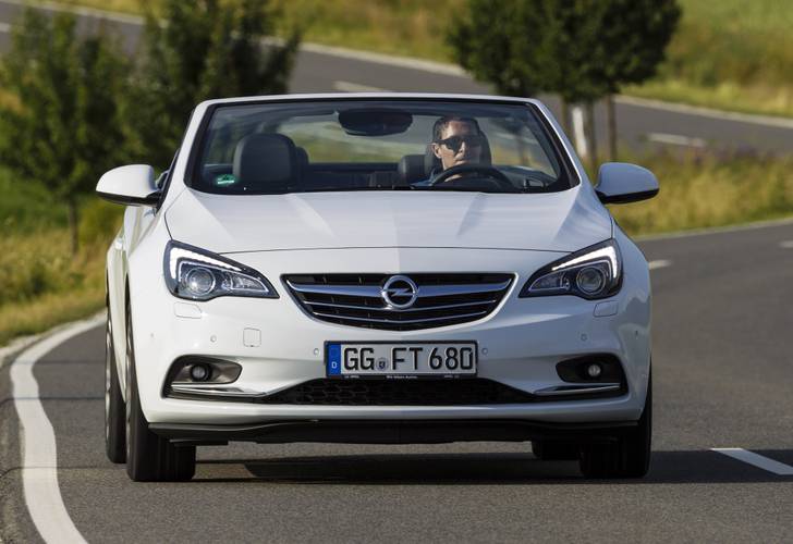 Opel Cascada 2013 convertible