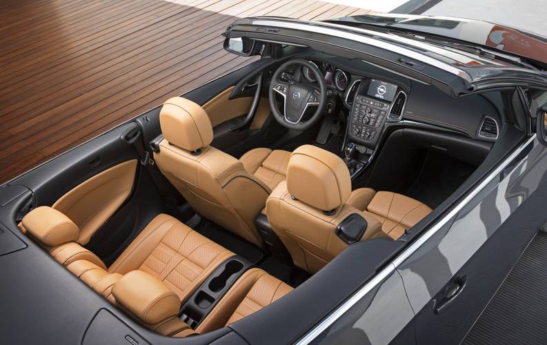Opel Cascada 2015 rear seats