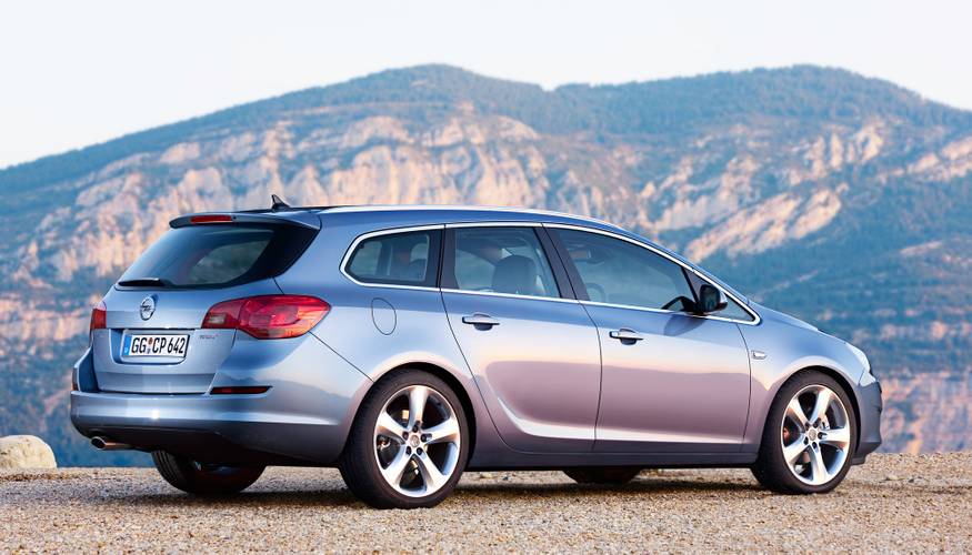 Opel Astra J P10 Sports Tourer 2011 wagon