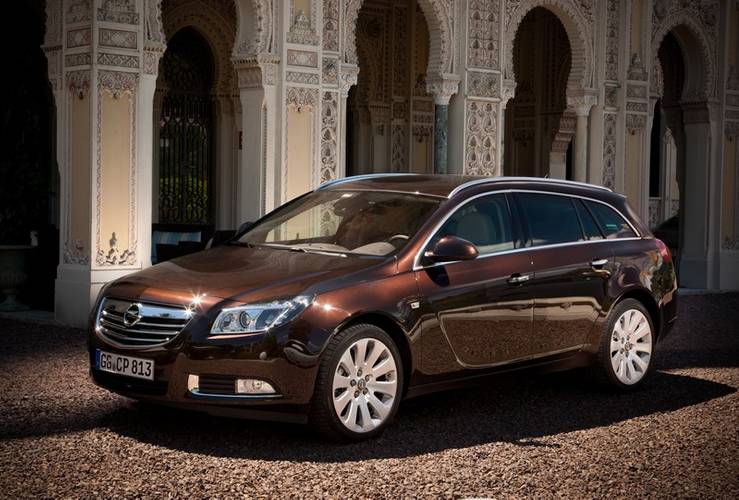 Opel Insignia Sports Tourer G09 2009 familiar