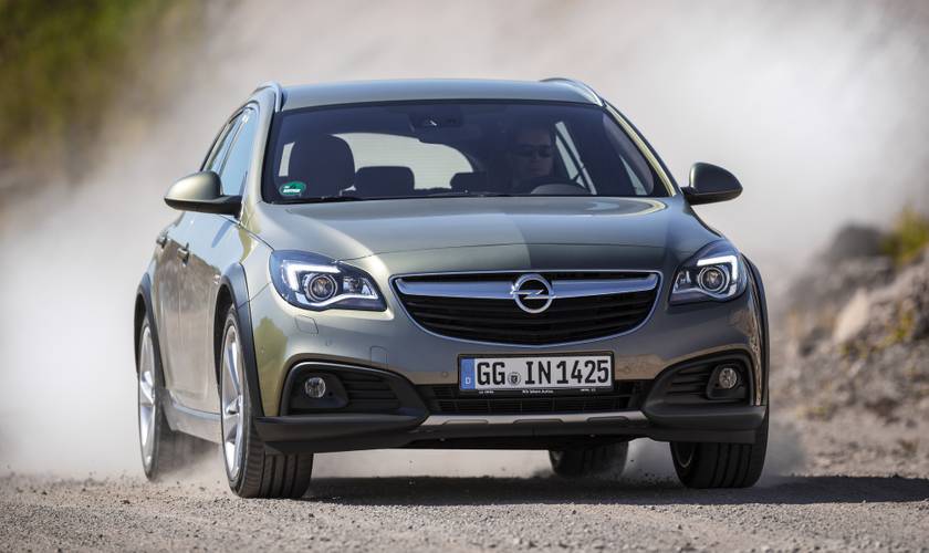 Opel Insignia Country Tourer G09 facelift 2015 familiar