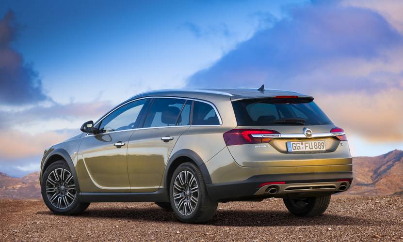 Opel Insignia Country Tourer G09 facelift 2013 wagon