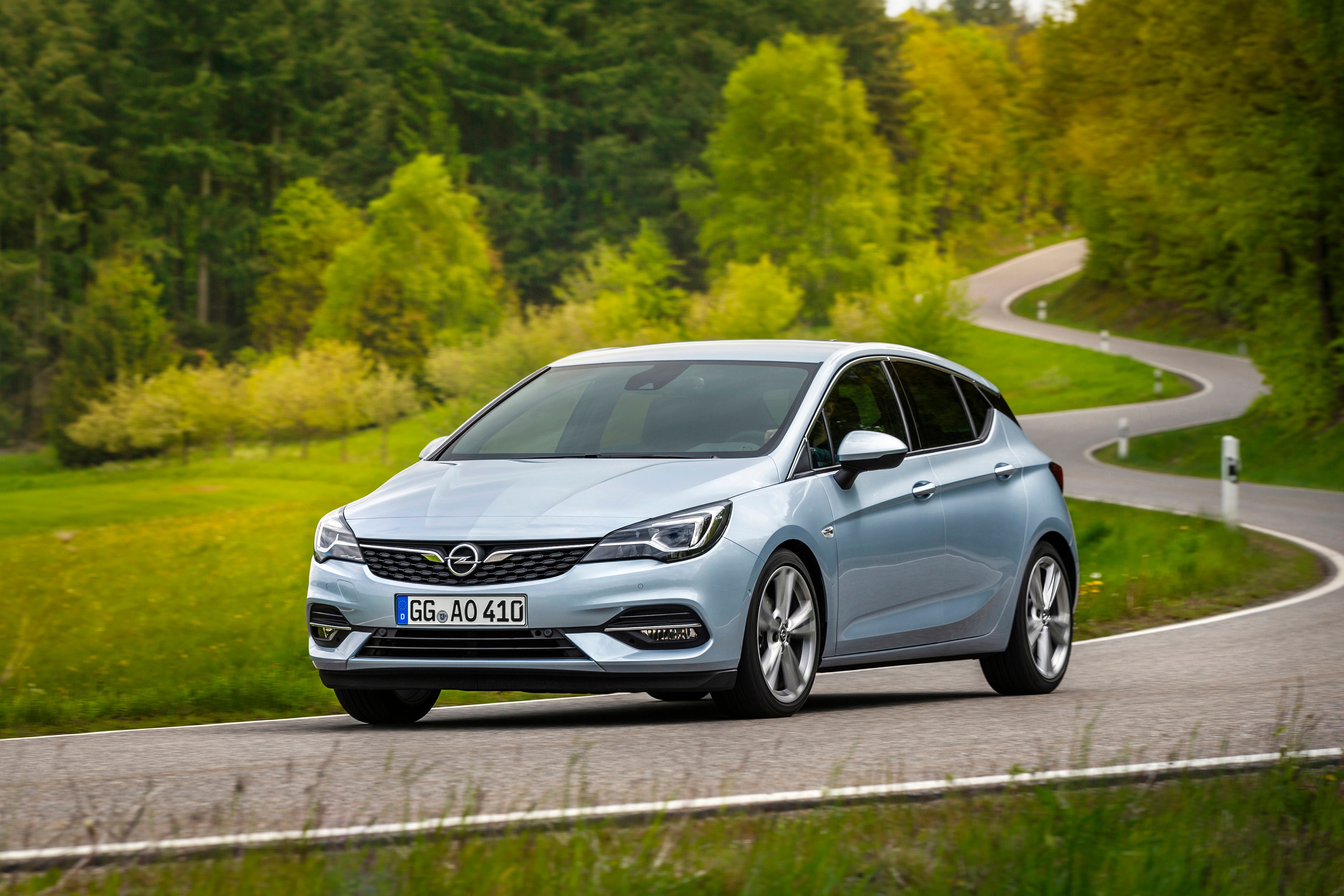 Reduced dimensions, great progress: Opel astra K