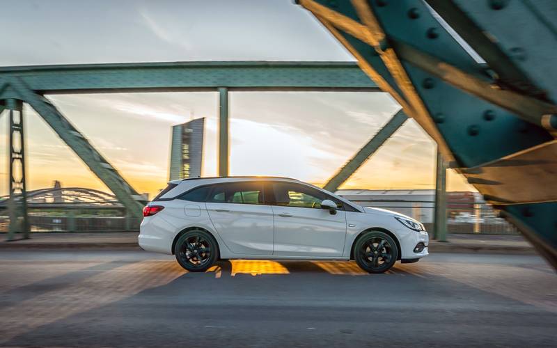 Opel Astra K B16 Sports Tourer facelift 2021 wagon