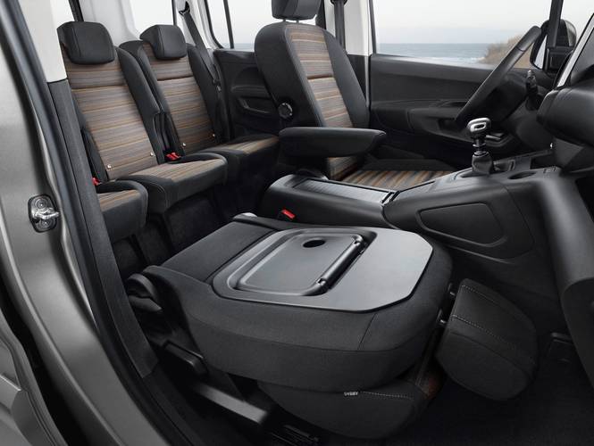 Sièges avant de la Opel Combo Life E 2020