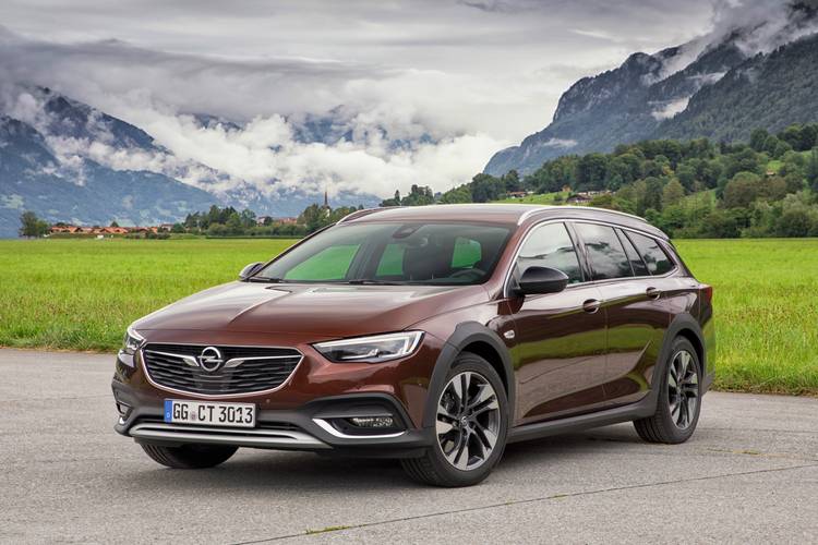 Opel Insignia Country Tourer GSI Z18 2018 kombi