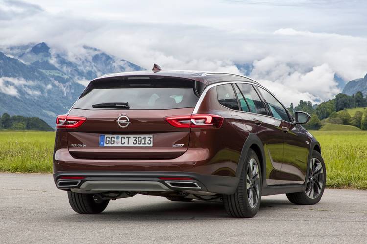 Opel Insignia Country Tourer GSI Z18 2017 familiar