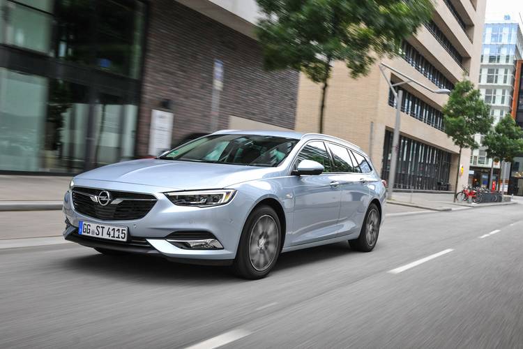 Opel Insignia Sports Tourer Z18 2018 familiar