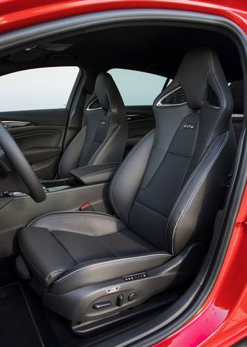 Opel Insignia Grand Sport GSI Z18 2018 front seats