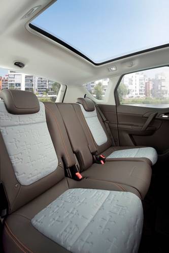 Opel Meriva B 2012 rear seats