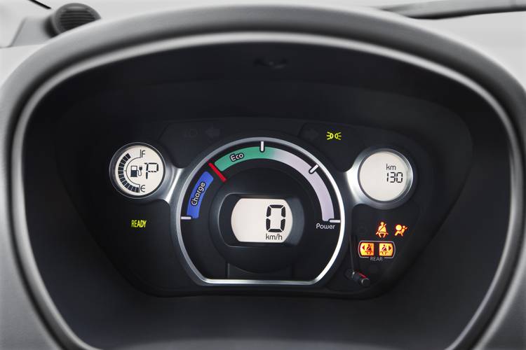 Peugeot iOn 2011 interieur