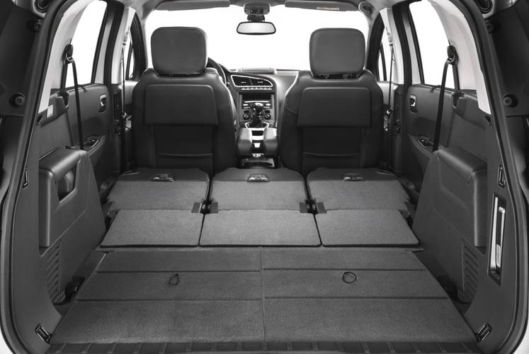 Peugeot 5008 T8 facelift 2015 rear folding seats