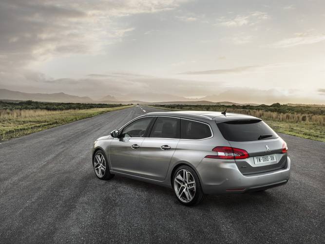 Peugeot 308 T9 SW facelift 2018 familiar