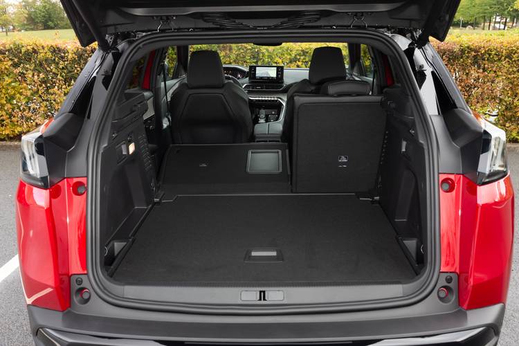 Peugeot 3008 P84 facelift 2020 bagageruimte tot aan voorstoelen