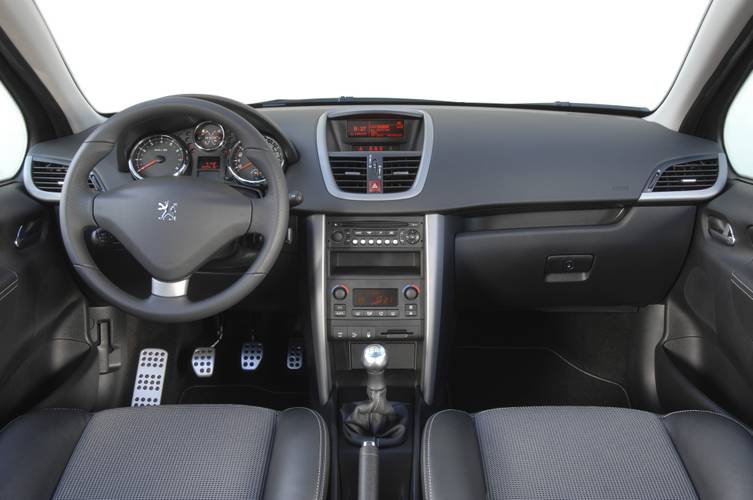 Peugeot 207 2007 RC interieur