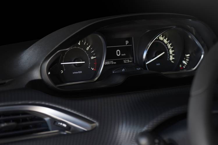 Peugeot 208 A9 facelift 2015 interior