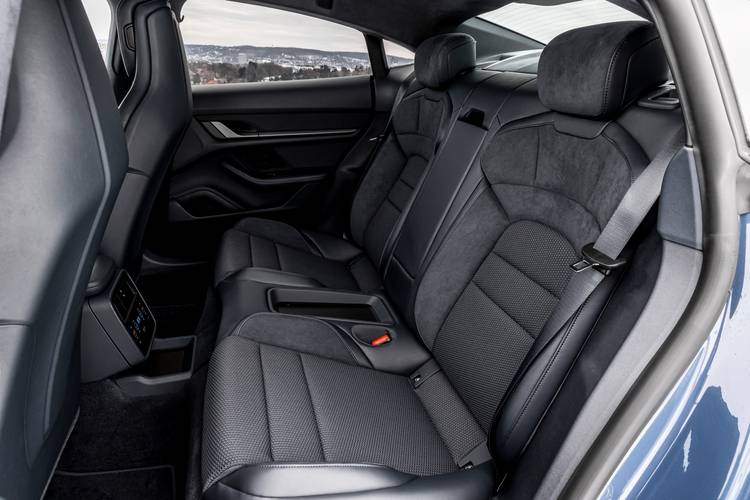 Porsche Taycan 2021 rear seats