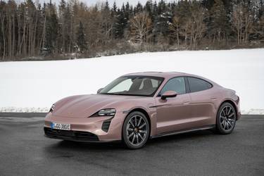 Porsche Taycan  2019