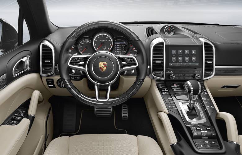 Porsche Cayenne 92A facelift 2014 wnętrze