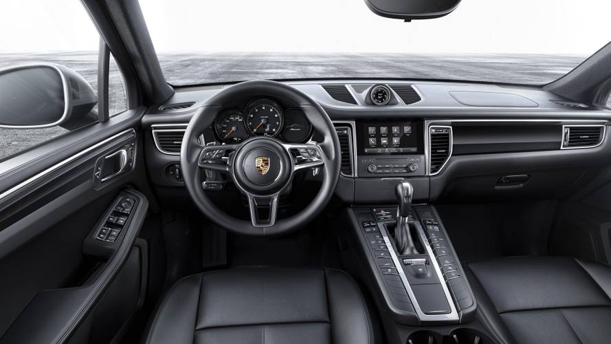 Porsche 95B Macan S 2014 interior