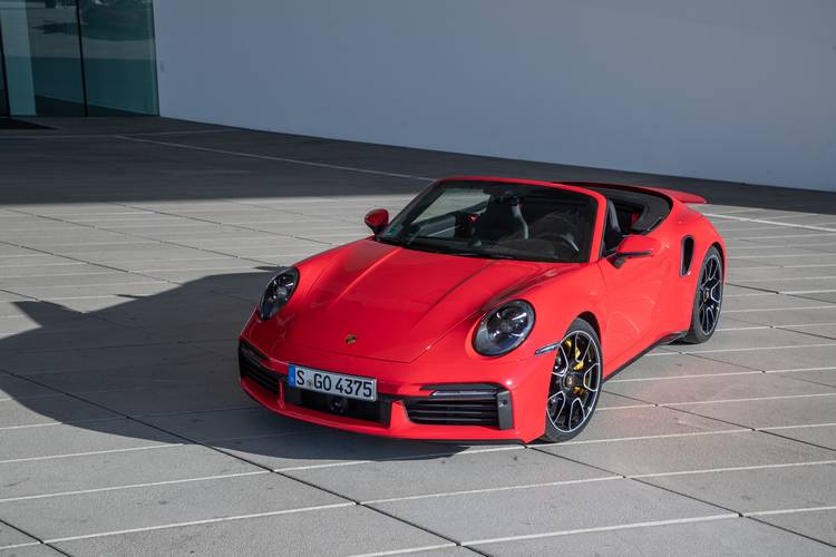 Porsche 911 Turbo S 992 2020 descapotable