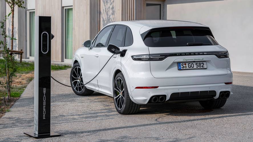 Porsche Cayenne E-Hybrid 9Y0 2019 nabíjení