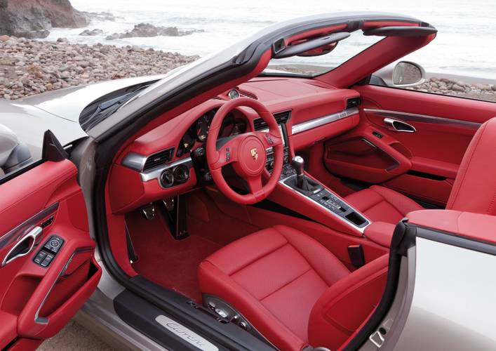 Porsche 911 991 Carrera S cabrio 2012 interior