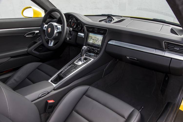 Interno di una Porsche 911 991 Turbo 2014