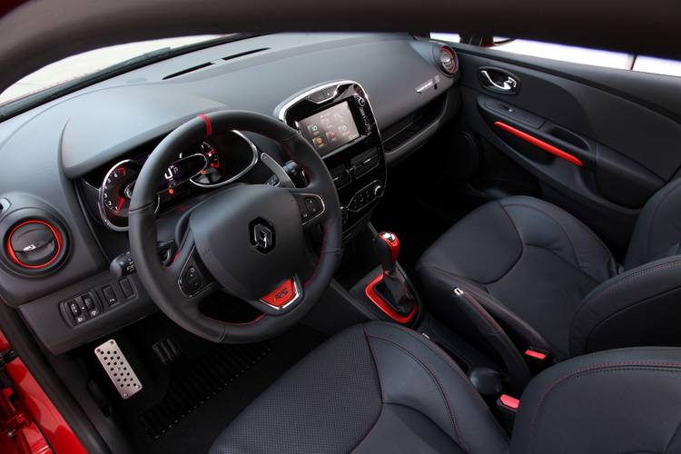 Renault Clio RS Sport BH 2015 wnętrze