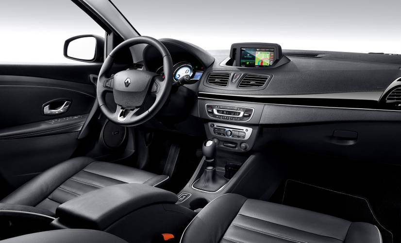 Interno di una Renault Fluence facelift 2013