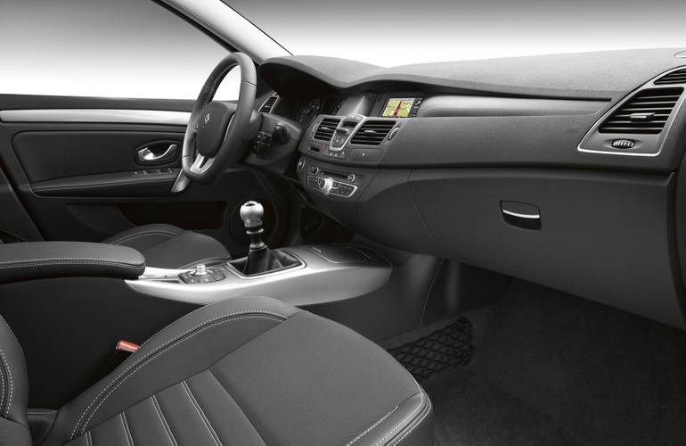 Interno di una Renault Laguna X91 facelift 2010