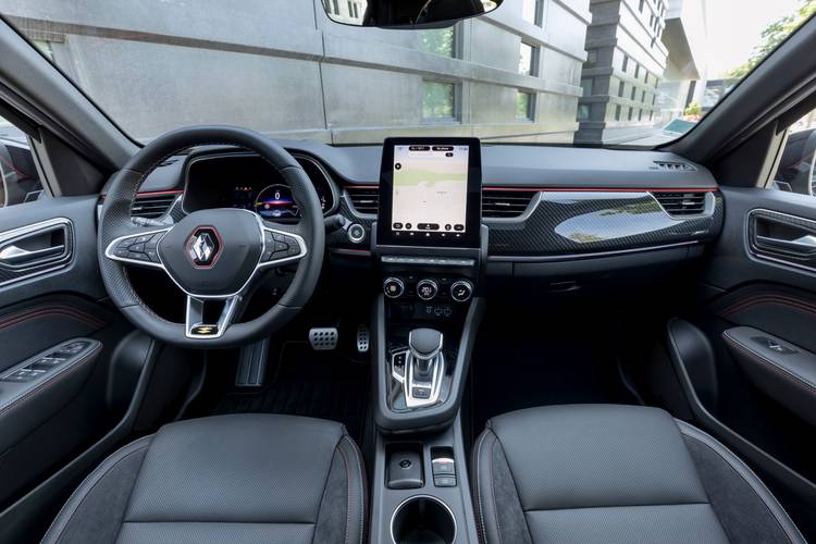 Interno di una Renault Arkana 2021