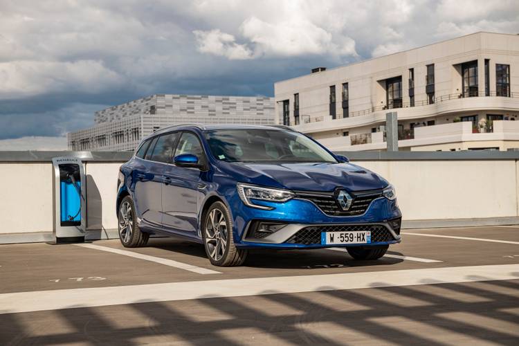 Renault Megane Grandtour Facelift 2020 nabíjení