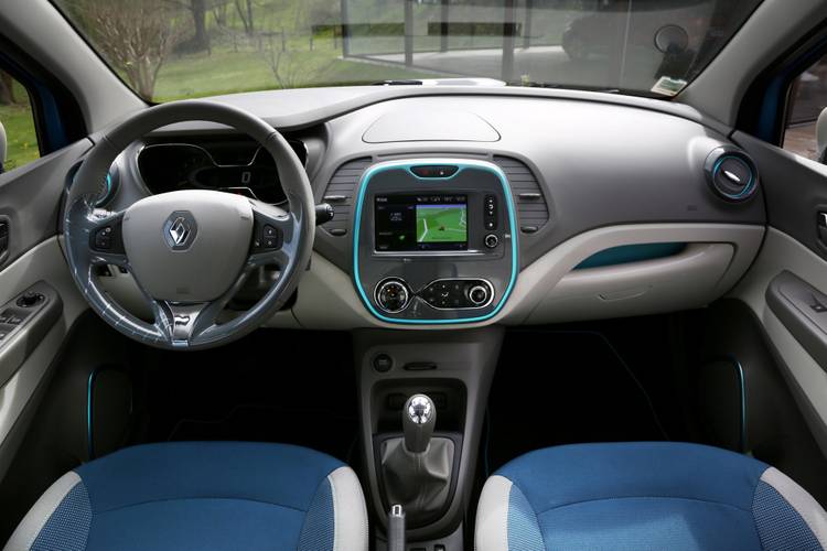 Interno di una Renault Captur J87 2013