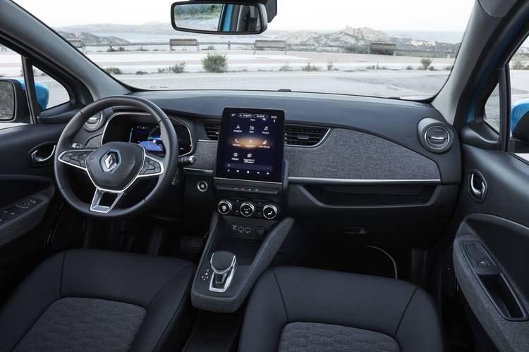 Interno di una Renault Zoe facelift 2020