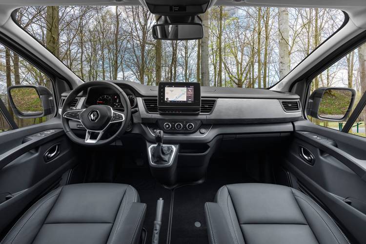 Interno di una Renault Trafic SpaceClass facelift 2021