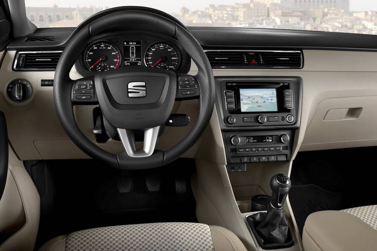 Seat Toledo NH 2012 interior