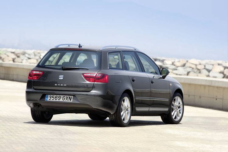 Seat Exeo ST 3R5 2010 wagon