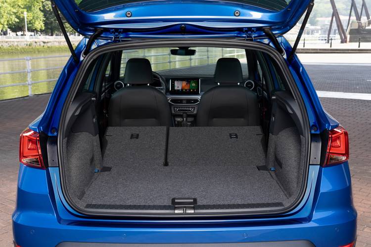 Seat Arona KJ7 facelift 2022 rear folding seats