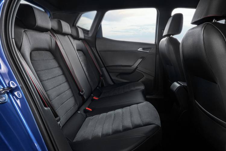 Seat Arona KJ7 facelift 2022 rear seats