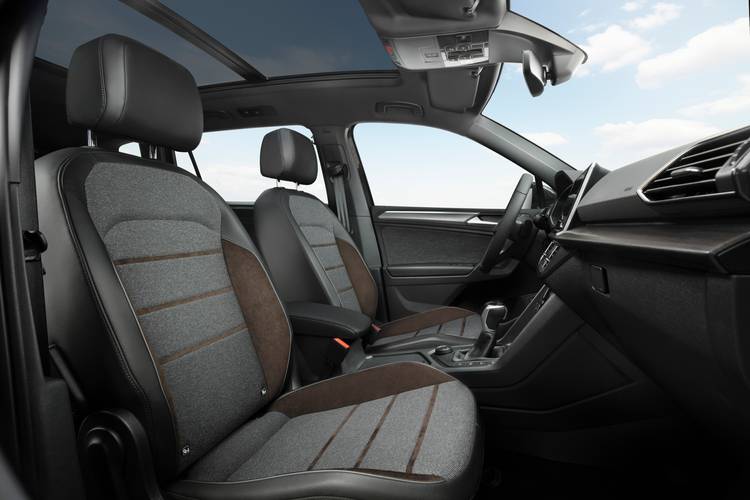 Seat Tarraco E-Hybrid KN2 2021 voorstoelen