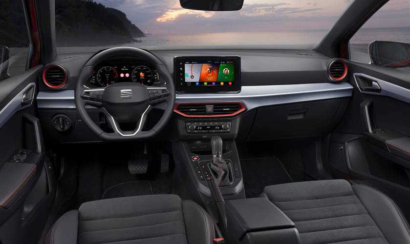 Interno di una Seat Ibiza 6F KJ1 2018