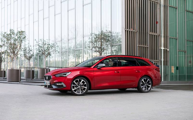 Seat Leon KL8 ST 2022 station wagon