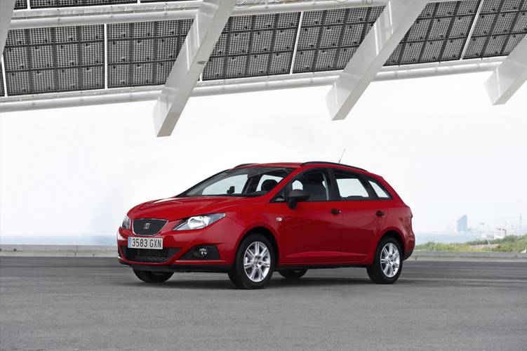 Seat Ibiza ST 6J 2010 station wagon