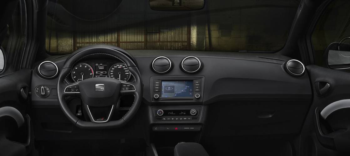 Seat Ibiza 6J facelift 2012 wnętrze